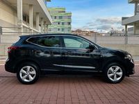 Usado Nissan Qashqai Acenta 115 CV (84 kW) 2018 Negro SUV