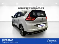 Usado Renault Scénic IV Zen 110 CV (80 kW) 2018 Blanco Monovolumen