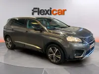 Usado Peugeot 5008 Allure 131 CV (96 kW) 2018 Gris SUV