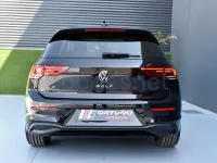 Usado VW Golf VIII Life 116 CV (85 kW) 2021 Negro Berlina