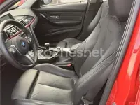 Usado BMW 318 Comfort Edition 143 CV (105 kW) 2015 Rojo Berlina