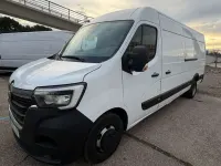 Usado Renault Master 145 CV (106 kW) 2021 Blanco Monovolumen