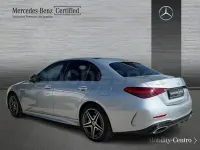 Usado Mercedes C300e AMG line 313 CV (230 kW) 2024 Plata hightech Berlina