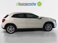 Usado Mercedes GLA180 Style 109 CV (80 kW) 2015 Blanco SUV