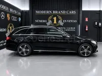 Usado Mercedes C200 160 CV (117 kW) 2019 Negro Familiar