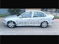 Usado Opel Vectra Comfort 100 CV (73 kW) 2005 Gris / plata Berlina