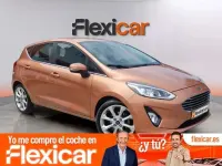 Usado Ford Fiesta Titanium 86 CV (63 kW) 2018 Naranja Utilitario