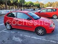 Usado Seat Ibiza Sport 64 CV (47 kW) 2006 Rojo Berlina