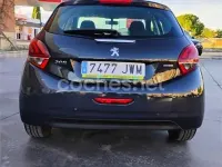 Usado Peugeot 208 Access 68 CV (50 kW) 2017 Violeta / lila Utilitario