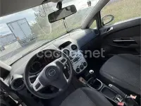 Usado Opel Corsa Enjoy 80 CV (58 kW) 2009 Beige Utilitario