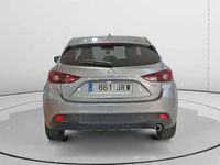 Usado Mazda 3 Luxury 106 CV (77 kW) 2016 Rojo Utilitario