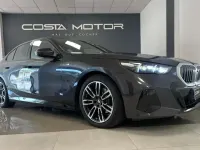 Usado BMW 520 M Sport 197 CV (144 kW) 2024 Gris Berlina