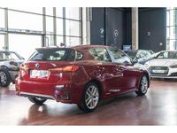 Usado Lexus CT200h Executive Line 136 CV (100 kW) 2021 Rojo Utilitario