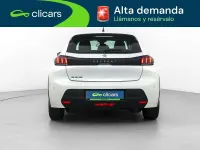 Usado Peugeot e-208 Allure 100 kW (136 CV) 2020 Blanco Utilitario
