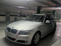 Usado BMW 318 Comfort Edition 143 CV (105 kW) 2012 Gris / plata Familiar