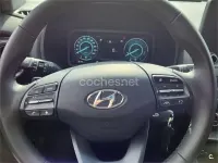 Usado Hyundai Kona 141 CV (103 kW) 2023 Gris / plata SUV