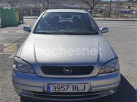 Usado Opel Astra Comfort 100 CV (73 kW) 2000 Gris / plata Berlina