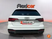 Usado Audi A4 163 CV (119 kW) 2023 Blanco Familiar