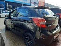 Usado Ford Ka Plus Ultimate 85 CV (62 kW) 2017 Negro Utilitario