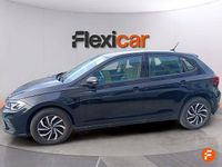 Usado VW Polo Life 95 CV (69 kW) 2022 Negro Utilitario