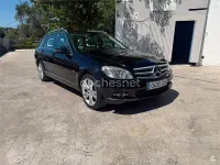 Usado Mercedes C200 Avantgarde 136 CV (100 kW) 2010 Negro Familiar