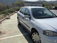 Usado Opel Astra Club 75 CV (55 kW) 2001 Blanco Berlina