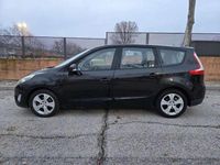 Usado Renault Grand Scénic III Dynamique 106 CV (77 kW) 2009 Negro Monovolumen