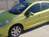 Usado Peugeot 207 110 CV (80 kW) 2007 Verde Berlina