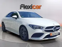 Usado Mercedes CLA180 122 CV (89 kW) 2019 Blanco Berlina