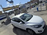 Usado Mazda 2 Style 75 CV (55 kW) 2011 Blanco Utilitario