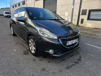 Usado Peugeot 208 Access 82 CV (60 kW) 2016 Gris / plata Utilitario