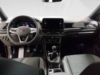 Usado VW T-Roc 116 CV (85 kW) 2025 Negro SUV