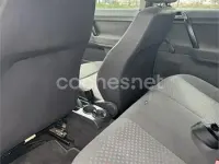 Usado VW Polo Trendline 64 CV (47 kW) 2004 Azul Utilitario