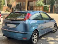 Usado Ford Focus Trend 100 CV (73 kW) 2003 Azul Berlina