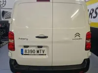 Usado Citroën Jumpy 120 CV (88 kW) 2024 Blanco Monovolumen