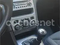 Usado Peugeot 308 90 CV (66 kW) 2008 Azul Berlina