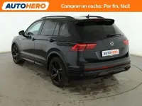 Usado VW Tiguan R-line 150 CV (110 kW) 2022 Negro SUV