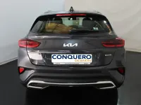 Usado Kia XCeed 141 CV (103 kW) 2024 Gris SUV
