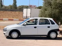 Usado Opel Corsa SRi 75 CV (55 kW) 2002 Blanco Utilitario