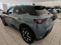 Usado Opel Mokka 136 CV (100 kW) 2025 Gris SUV
