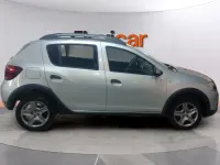 Usado Dacia Sandero Acces 75 CV (55 kW) 2019 Gris Berlina