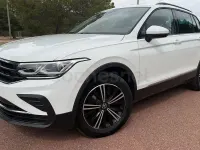 Usado VW Tiguan Life 150 CV (110 kW) 2021 Blanco SUV