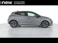 Begagnad Renault Clio V Techno 90 HK (66 kW) 2024 Grå Sedan