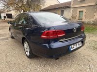 Usado VW Passat 105 CV (77 kW) 2011 Azul Berlina
