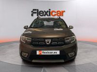 Usado Dacia Sandero Stepway 90 CV (66 kW) 2017 Marrón Berlina