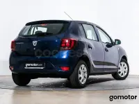 Usado Dacia Sandero Ambiance 75 CV (55 kW) 2017 Azul Berlina