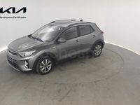 Usado Kia Stonic 100 CV (73 kW) 2025 Gris / plata SUV