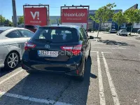 Usado Toyota Yaris Active 69 CV (50 kW) 2018 Negro Berlina