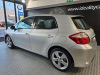 Käytetty Toyota Auris Hybrid Active 136 HP (100 kW) 2011 Harmaa Viistoperä