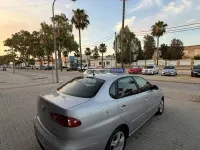 Usado Seat Cordoba Stylance 75 CV (55 kW) 2005 Gris / plata Berlina